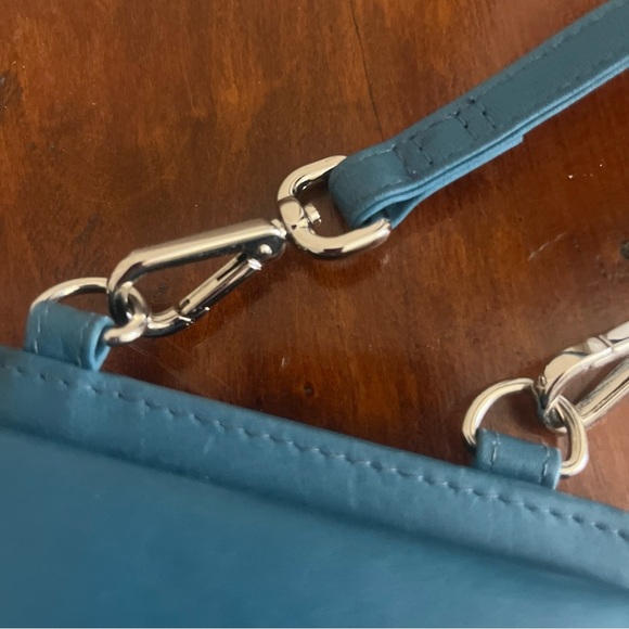 ILI Blue Crossbody wallet - Picture 5 of 12